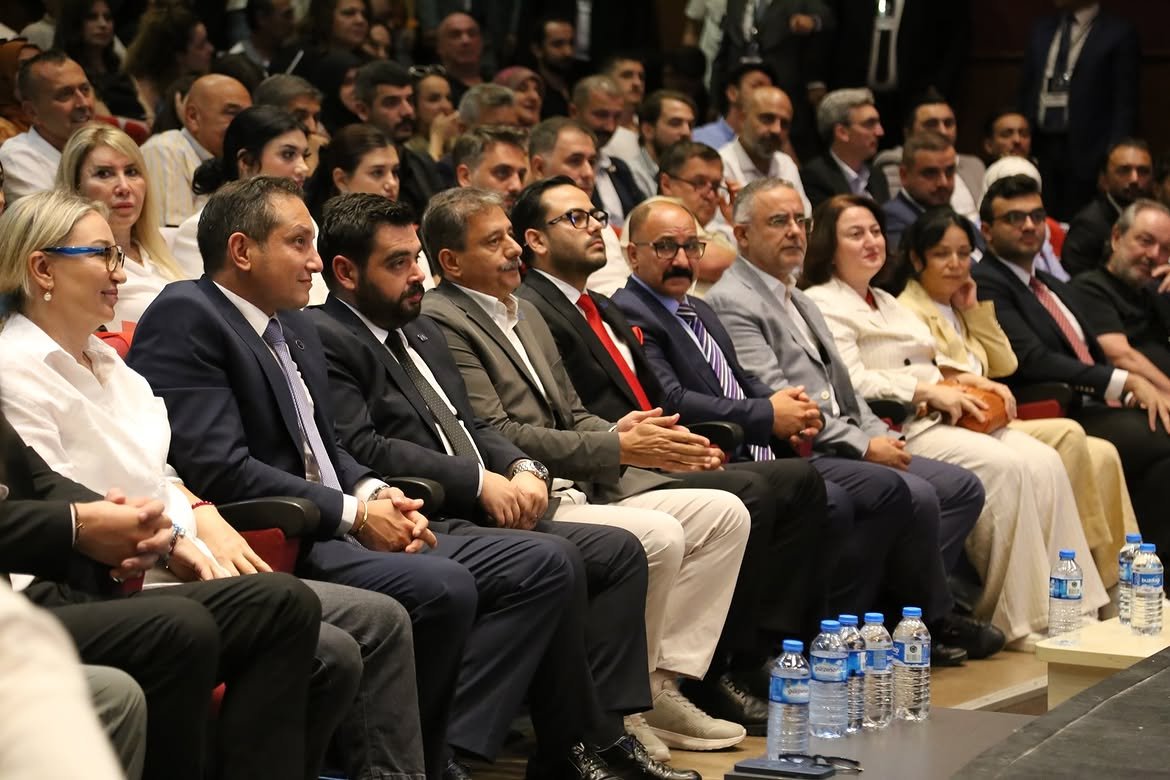 Anahtar Parti Üsküdar 1. Olağan İlçe Kongresi Büyük Coşkuyla Gerçekleştirildi