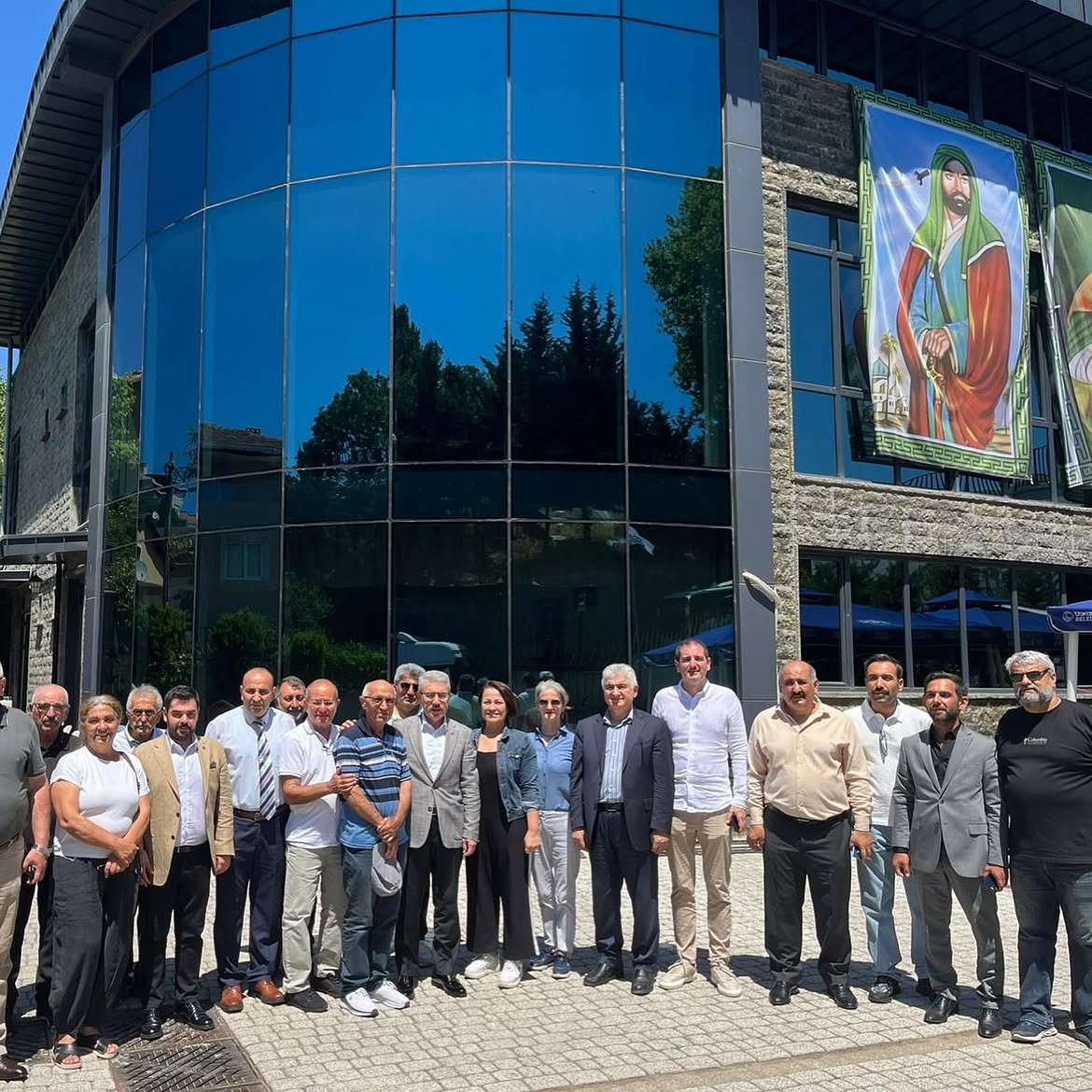 Boğaziçi Cemevi'nde Birlik ve Kardeşlik Sofrası